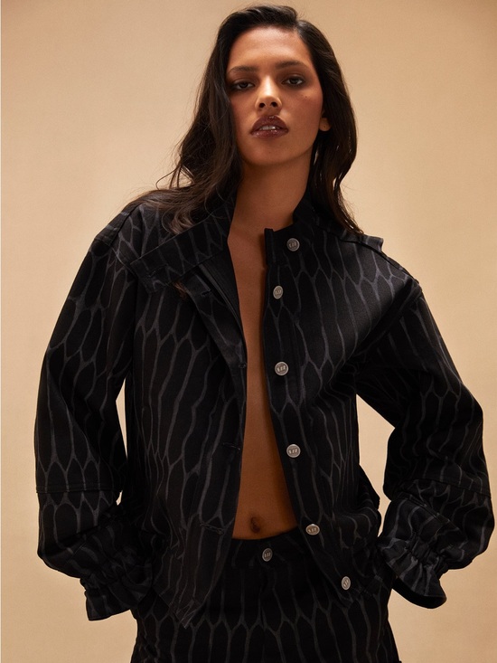 EZZ Studios Jackets & Blazers - EZZ Studios Black Denim Geometric Pattern Jacket